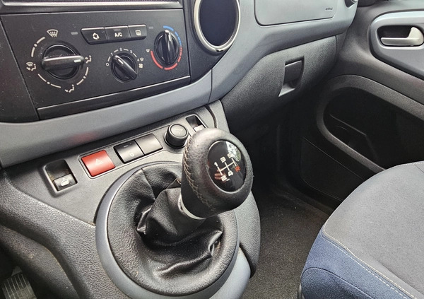 Citroen Berlingo cena 19900 przebieg: 240000, rok produkcji 2008 z Kostrzyn małe 277